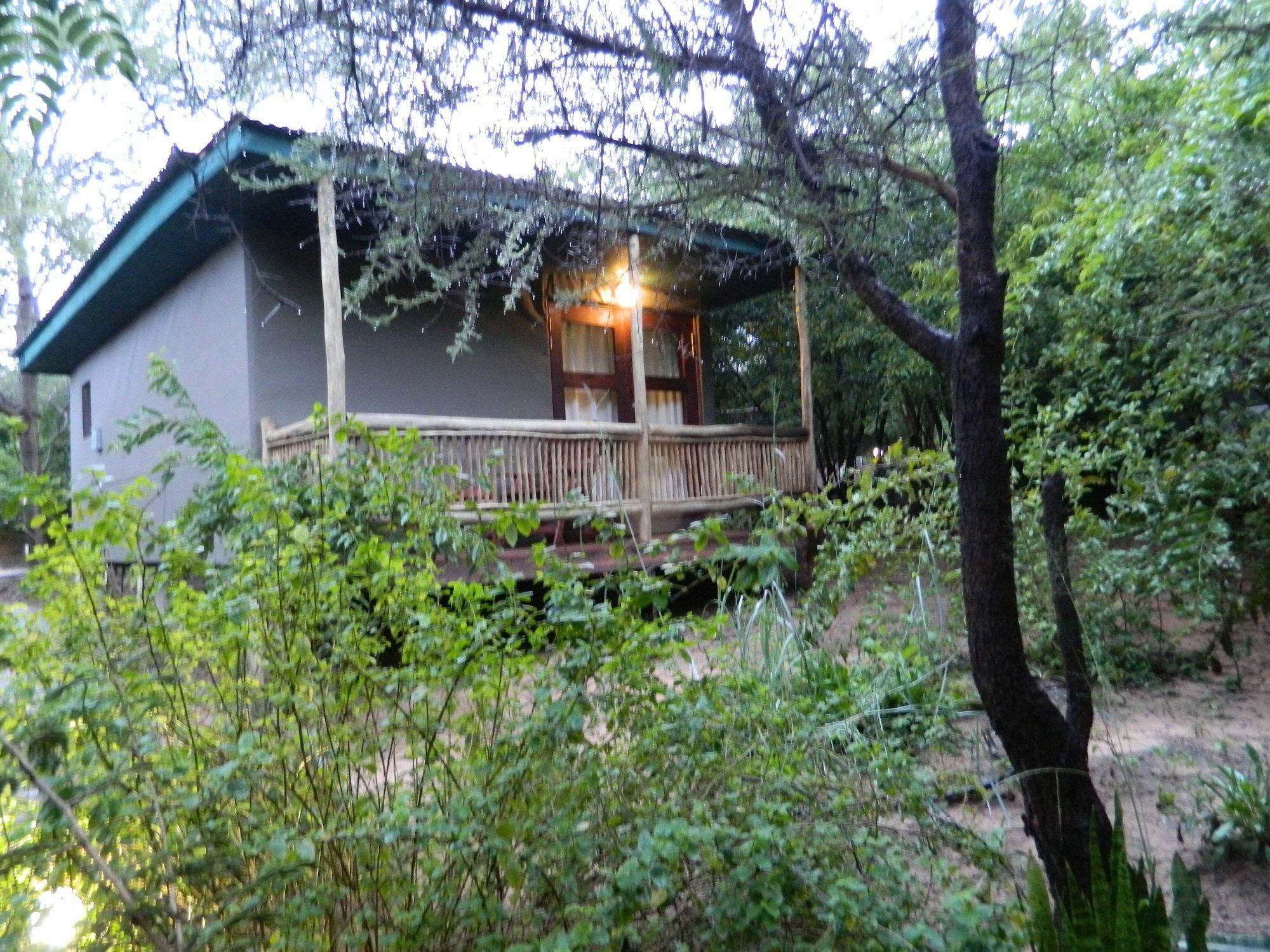Kwalape Safari Lodge Касане Экстерьер фото
